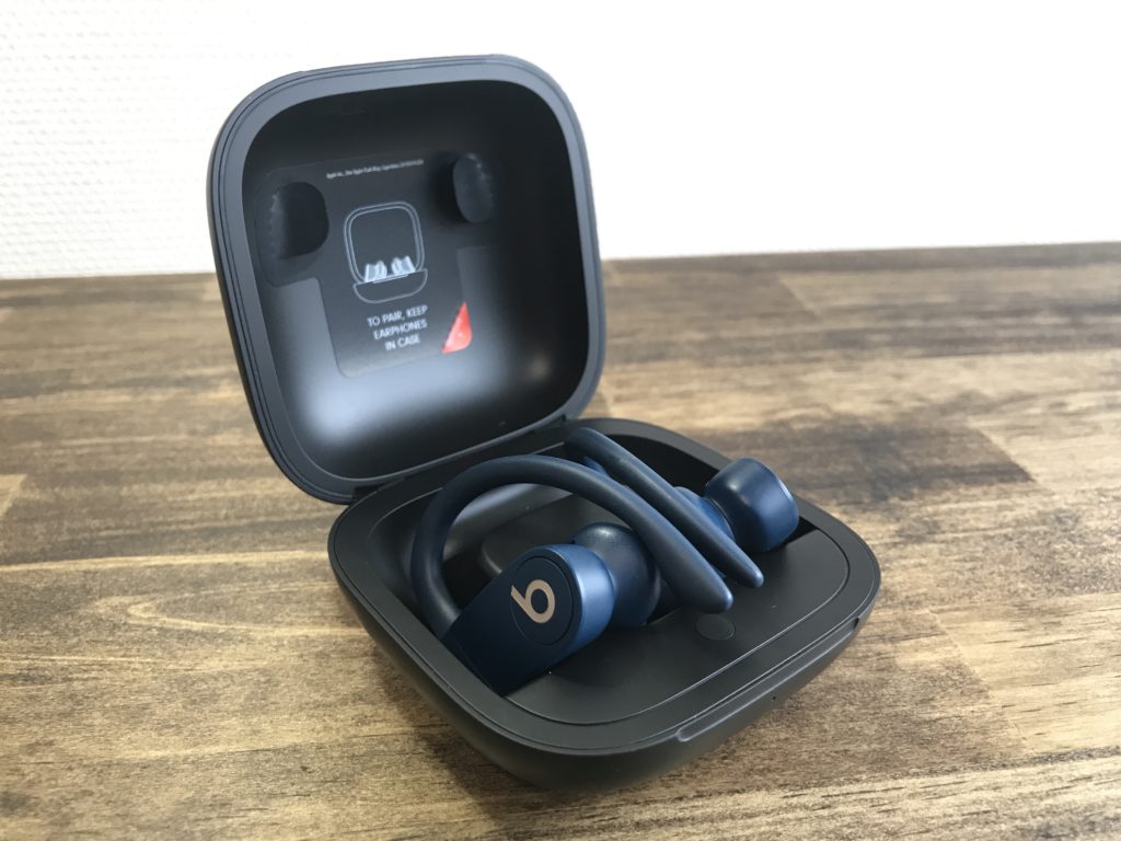 ワイヤレスイヤホン Powerbeatspro 絶対落ちないズレない安心感でランニングに集中 使用体験レビュー Nura Standard Blog